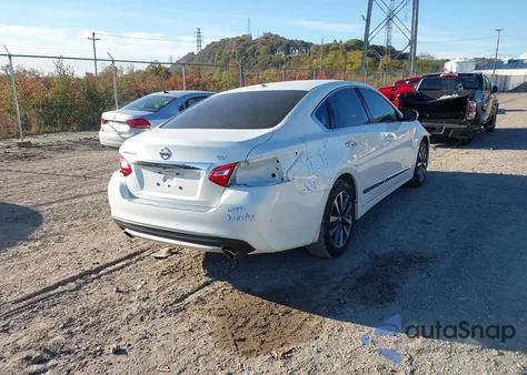 2017 Nissan Altima 2.5 Sv из США, поврежденный, VIN 1N4AL3AP8HC255276